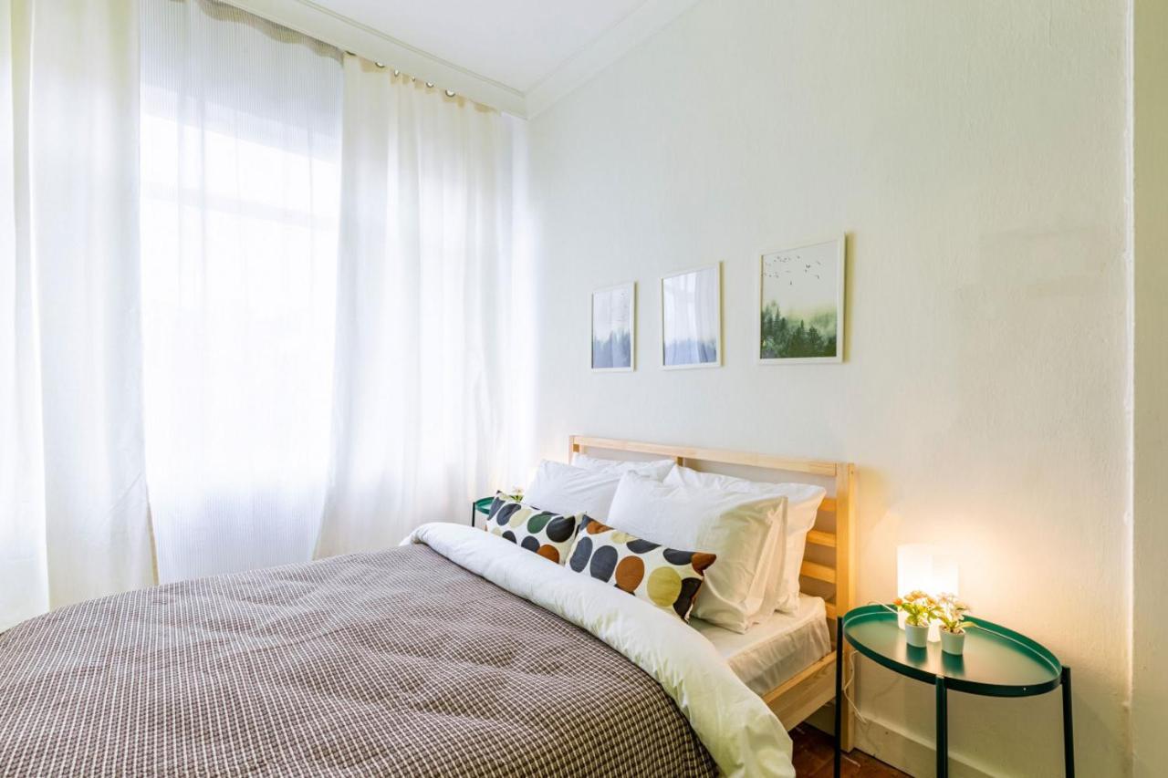 Apartament Colorful Flat With Excellent Location Near Trendy Attractions In Kadikoy Stambuł Zewnętrze zdjęcie