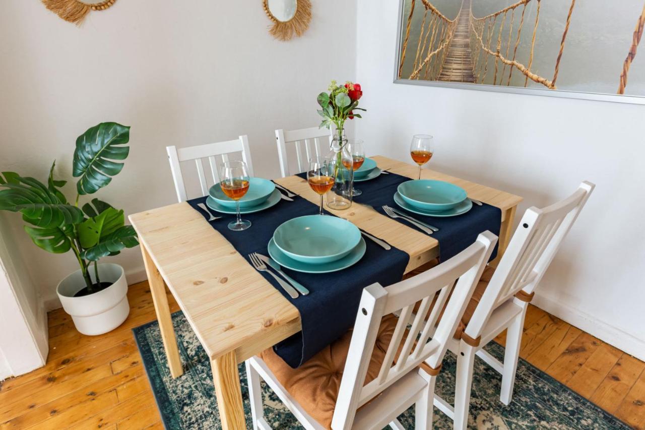 Apartament Colorful Flat With Excellent Location Near Trendy Attractions In Kadikoy Stambuł Zewnętrze zdjęcie