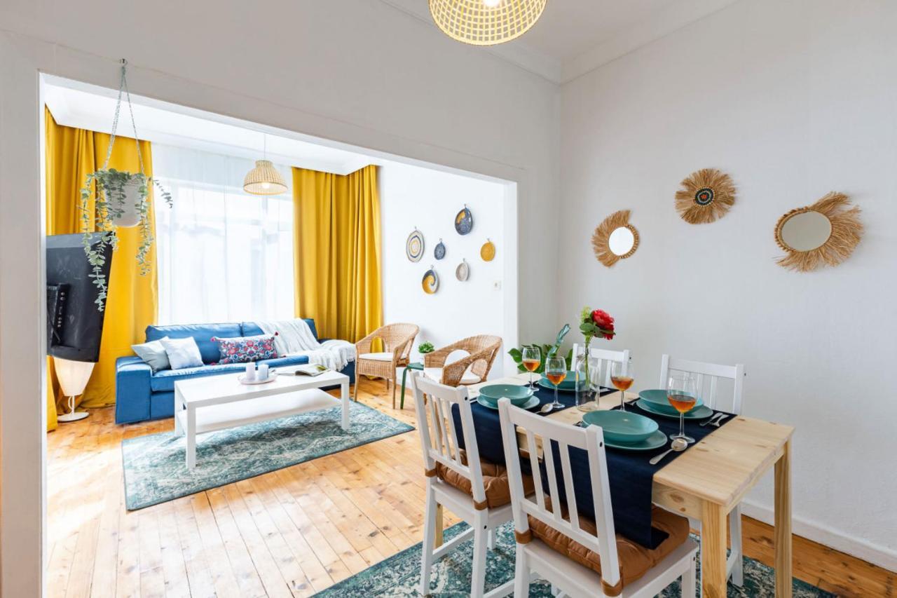 Apartament Colorful Flat With Excellent Location Near Trendy Attractions In Kadikoy Stambuł Zewnętrze zdjęcie